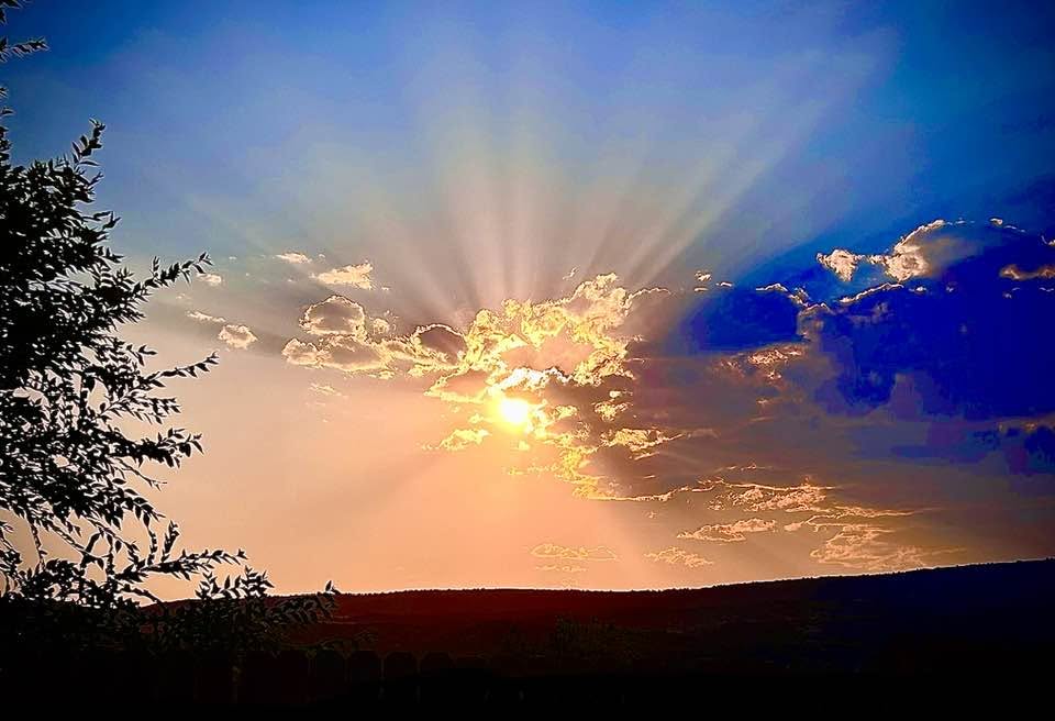Daily Postcard: Spectacular Sunset Fills The Sky